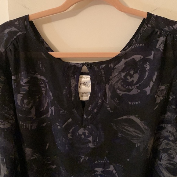 EUC Just My Size black, blue & grey front keyhole sheer blouse sz4x (26W-28W) - Picture 5 of 11